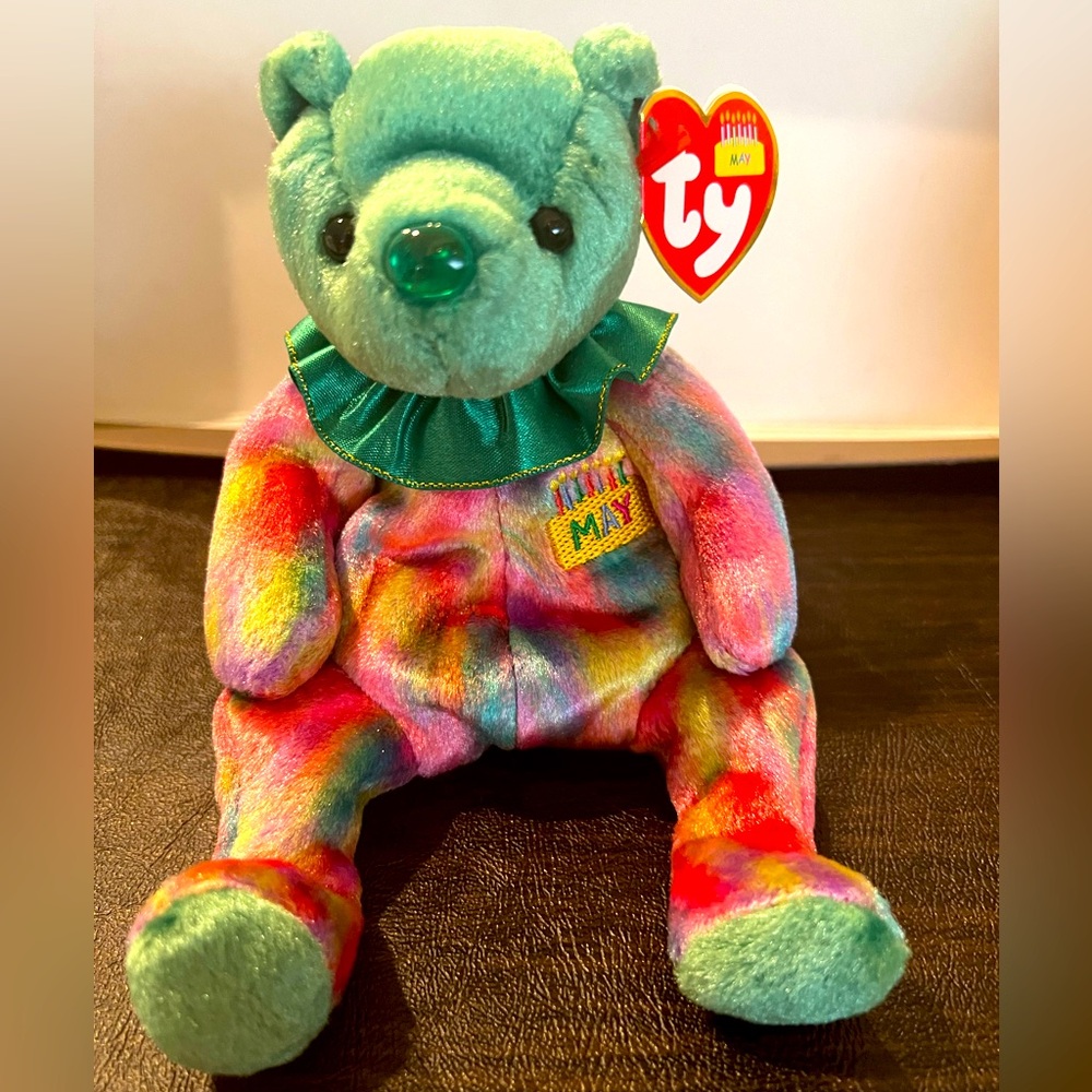 Ty Beanie Baby May Birthday Teddy Bear with Emerald Nose NWT